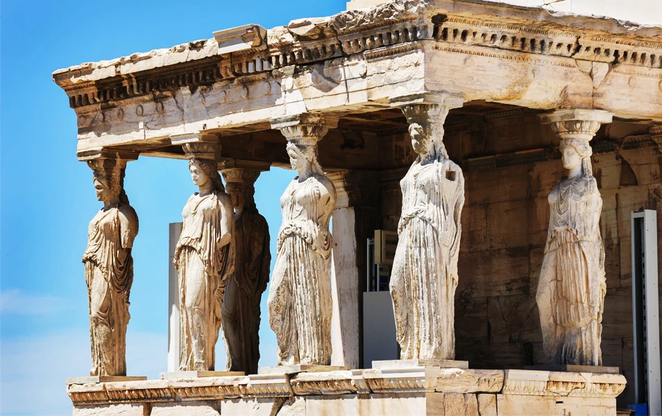 Cariátides entrada a la Acrópolis de Atenas sin colas