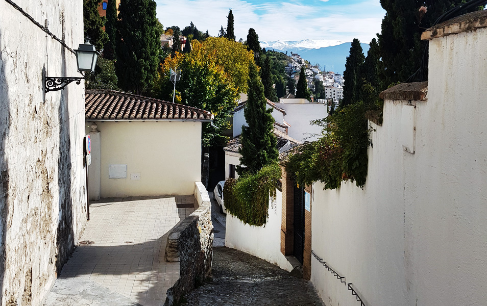Foto de la calle del Realejo en Granada