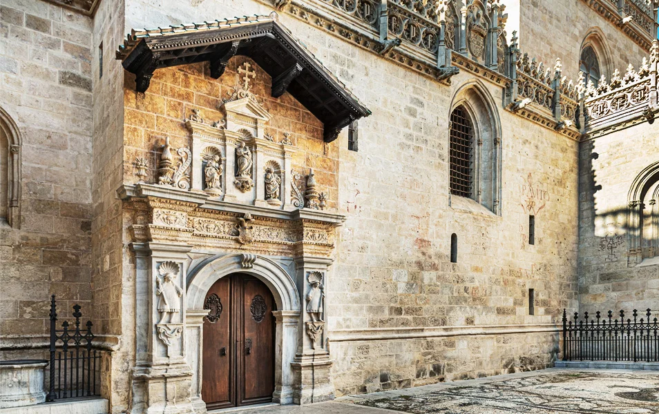 Imagen de la catedral y de la capilla real de Granada